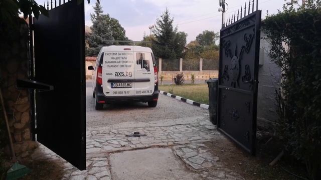 Монтаж на автомат за двукрила врата COMUNELLO ABACUS 300 на 24 волта смотреть онлайн