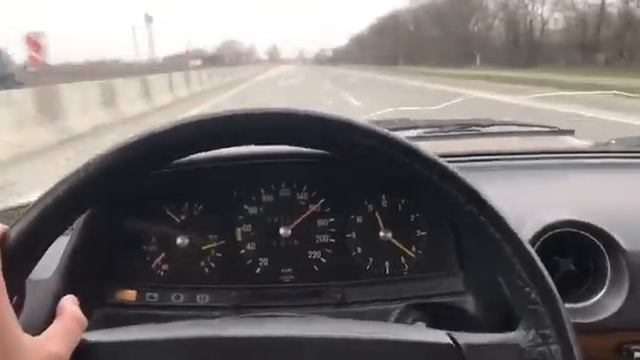 Прав нет 🤷♂️ Mercedes-Benz w123 смотреть онлайн
