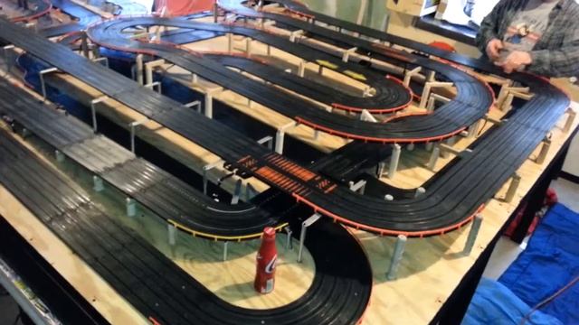 Mike's Slot Car Track After Construction смотреть онлайн