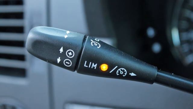 Mercedes-Benz Sprinter L3 H2 7-G AUTOMAAT AMBITION NAVI TREKHAAK 3.5T смотреть онлайн