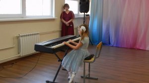 фортепиано Анданте И.Гайдн Этюд Е.Гнесина