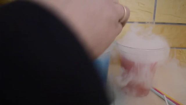 Дымящийся  напиток. Сухой лёд. Таблетизатор для изготовления сухого льда.