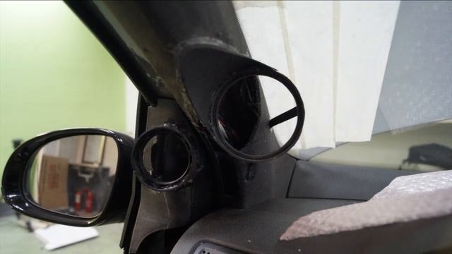 Автозвук: Проект аудио системы в Volkswagen Golf полный привод 450л.с. на 2020 год в классе SQ смотреть онлайн