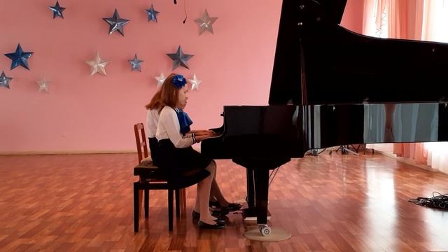 Фортепианный ансамбль в 6 рук смотреть онлайн