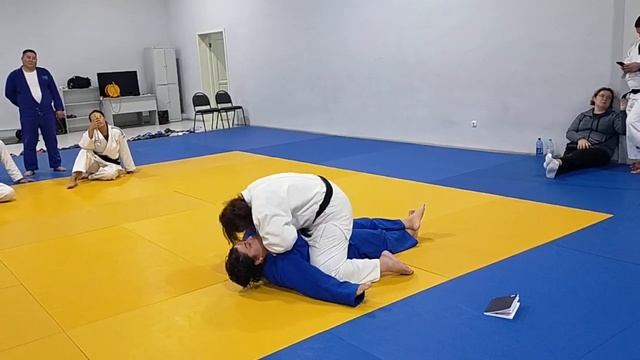 Как учить детей делать Kata-juji-jime смотреть онлайн