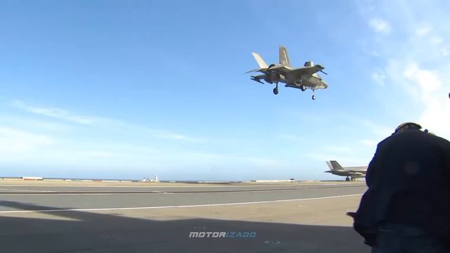 F-35B Fighter Jet Take Off and Land Onboard HMS Queen Elizabeth Aircraft Carrier смотреть онлайн