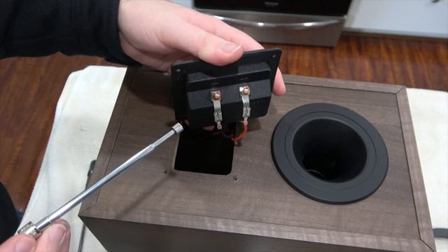 KEF Q150 Review смотреть онлайн