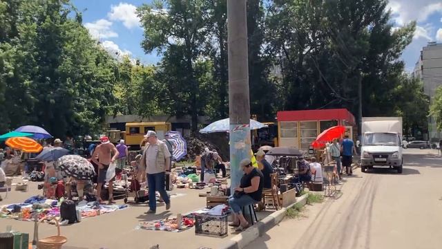 КРУГЛЫЙ РЫНОК. Барахолка переехала смотреть онлайн