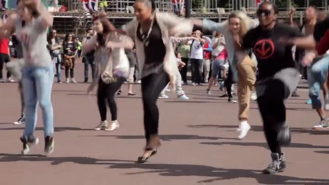 Big Dance's Buckingham Palace 'Flash Mob'