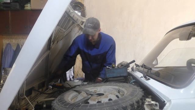 РЕМОНТ ВАЗ 2121, НИВА, БОЛЬШОЙ РАСХОД... смотреть онлайн