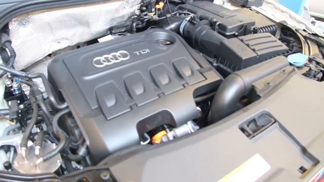AUDI Q3 2.0TDI Advance quattro S-Tronic 177 смотреть онлайн