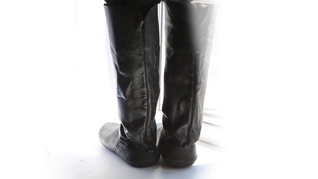 Бродни - traditional boots of Siberian peasants & hunters смотреть онлайн