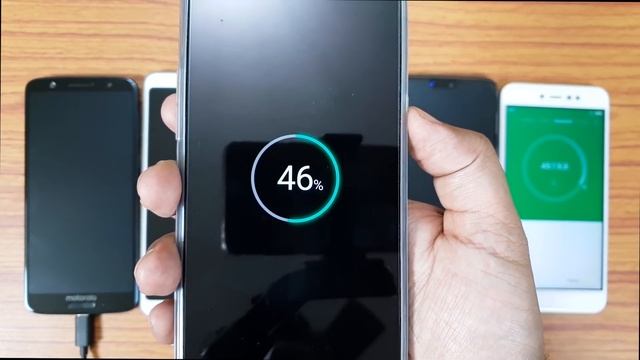 Moto G6 Vs Redmi Note 5 Pro Vs RealMe 1 Vs OnePlus 6 -BATTERY Charging Speed Test!?? смотреть онлайн