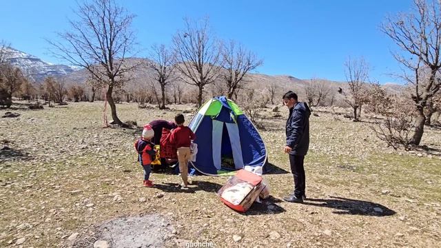 A surprising event: a dedicated engineer saves a helpless family in the mountains смотреть онлайн