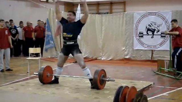 Чемпионат ПФО по пауэрлифтингу, г. Пермь, 21-23.01.10MOV00044.MPG смотреть онлайн