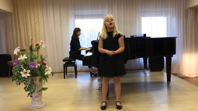 Карху Лилия «Моя родина» смотреть онлайн