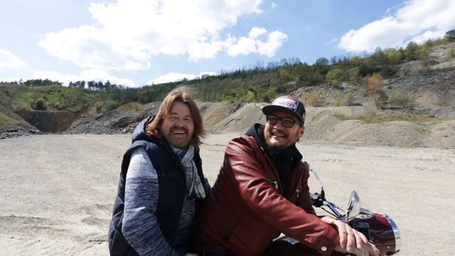 SILNÝ KAFE 2. díl - Česká kývačka z Indie (JAWA 300 CL, Bohouš Josef) смотреть онлайн