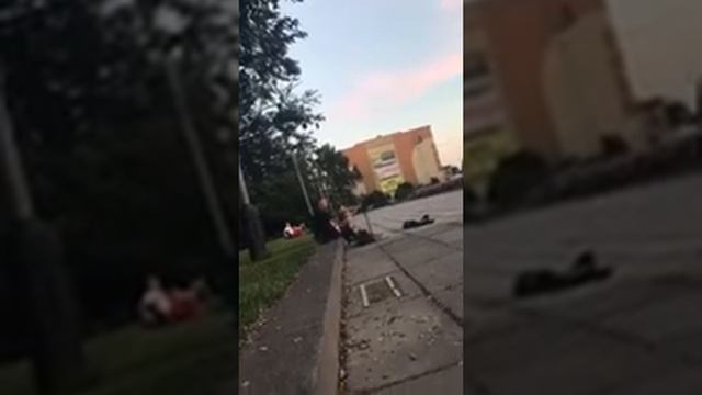 Rivne, Ukraine Amazing Street Singer смотреть онлайн