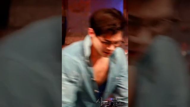 Buttonless Eunseok? 😅 смотреть онлайн