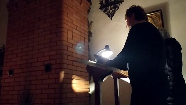 На службе в храме Покрова на проломе - Псков