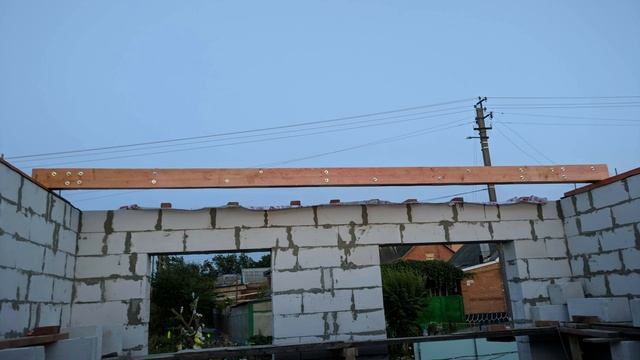 Дом из газоблока за 7 мин.mp4 смотреть онлайн