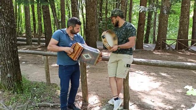 Tarantella calabrese a Gambarie d'Aspromonte (RC) смотреть онлайн
