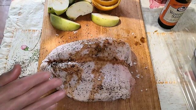 ?? Рецепт Куриная Грудка с Яблоками Апельсинами и Вустерским соусом запеченная в духовке ??? смотреть онлайн