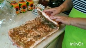 Рулет из тонкого сала.Что делать с тонким салом? Закуску на Раз Два!