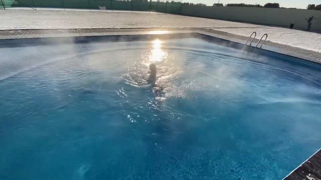 Бассейн зимний - ноябрь смотреть онлайн