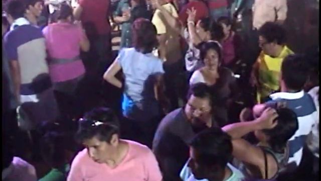 WILSON BENITES EN VIVO EN LA MINKA 2 смотреть онлайн