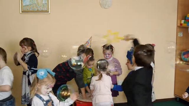 День Рождение Катюши 4 годика (Для любимой доченьки самый лучший день рождения) смотреть онлайн