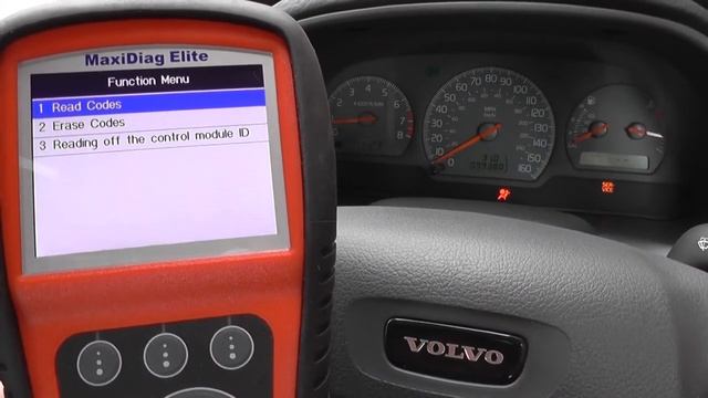 Autel MD702 Airbag Reset In A Volvo смотреть онлайн