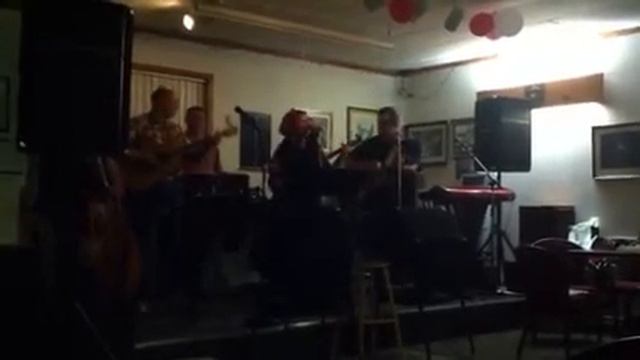 THE MOON RIDERS - Cold Cold Heart смотреть онлайн