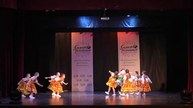 "Нежданные гости или в избушке Бабы-Яги" смотреть онлайн