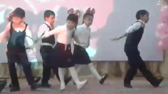 Танец пингвиненок Инжу смотреть онлайн