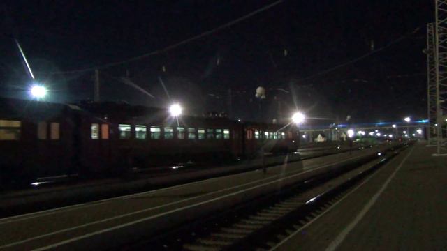 Электропоезд ЭД9МК-0092/0096 смотреть онлайн