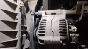 шкив генератора магнитится ( пробит диодный мост )