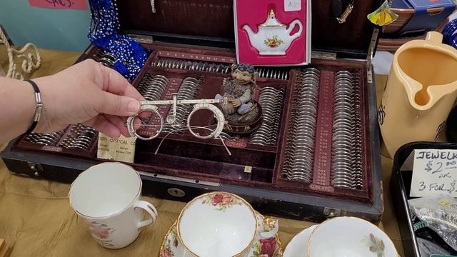 Эта барахолка в Канадском Ванкувере была необыкновенная!!! смотреть онлайн