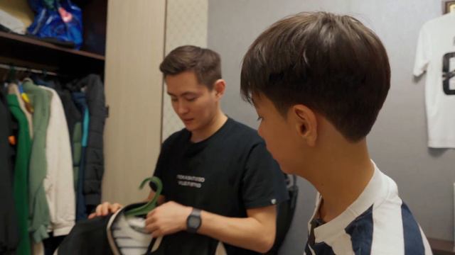 ГАРДЕРОБ АМБАЛА/У АМБАЛА ПОЯВИЛАСЬ ДЕВУШКА?/ПЕРЕХОД В ПРОФ.ФУТБОЛ