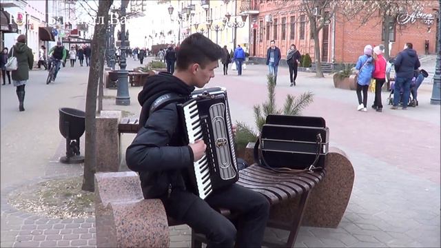 А вы сможете сыграть в таком темпе? #music #musician смотреть онлайн