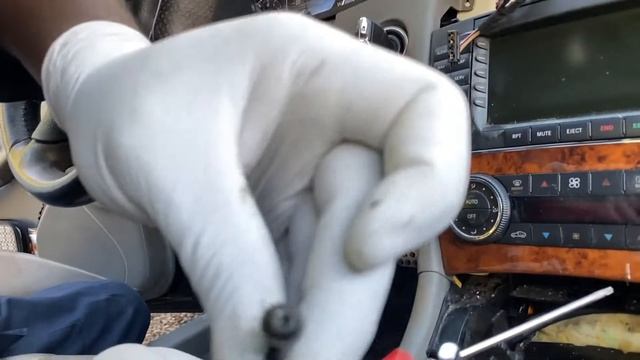 Mercedes Radio Removal And Replacement For CLK 550,CLK 500,W209,C230,W203