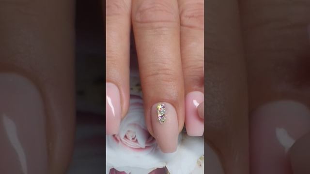 коррекция, смена формы #хобби #маникюр #gelnail #самоучка #shorts смотреть онлайн