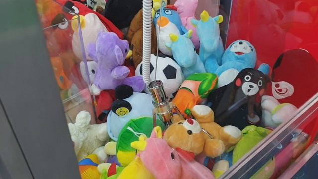 НЕМНОГО РАЗОРИЛИ ИГРОВЫЕ АВТОМАТЫ С ИГРУШКАМИ ПО 10Р ХВАТАЙКА TELEPHONE смотреть онлайн