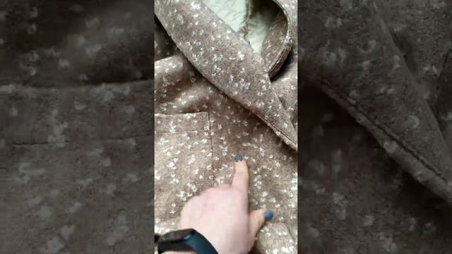 Женское пальто утепленное на синтепоне 100, смесовая шерсть меланж в размере S-M смотреть онлайн