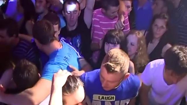 Serif Konjevic (Diskoteka Galaxis) - Zivote Moj (uzivo)