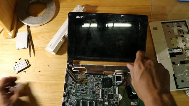 Hướng Dẫn Cách Tháo Máy, Vệ Sinh Laptop Netbook Acer Aspire One 532h
