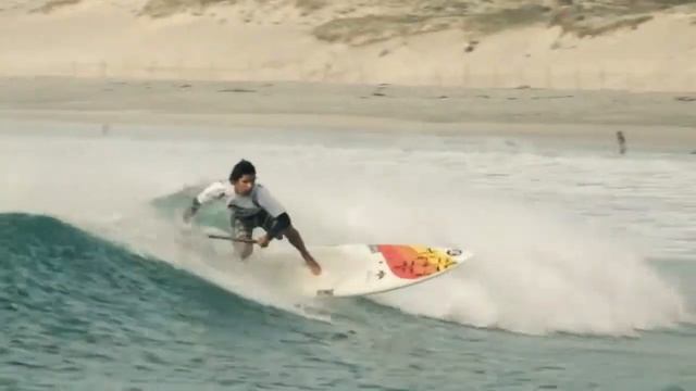 MORMAII SUP (доски с веслом), вейв в Индонезии смотреть онлайн