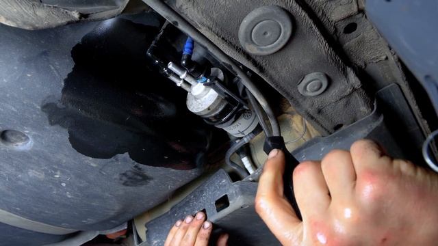 Cambio filtro carburante POLO 5 1.2 TSI ⛽ смотреть онлайн