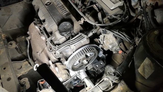 Mitsubishi Galant 6-е поколение кузов E32A двигатель 4G37 замена ремня ГРМ Часть 4-я. смотреть онлайн