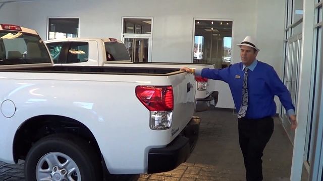 2013 Toyota Tundra Double Cab Walk Around Video with Adam Minkley смотреть онлайн